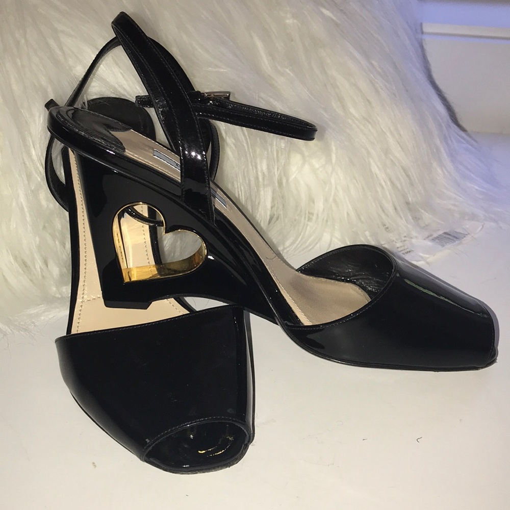 Authentic Prada heart heel, patent leather sandle